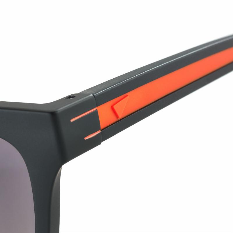 Los Angeles TR90